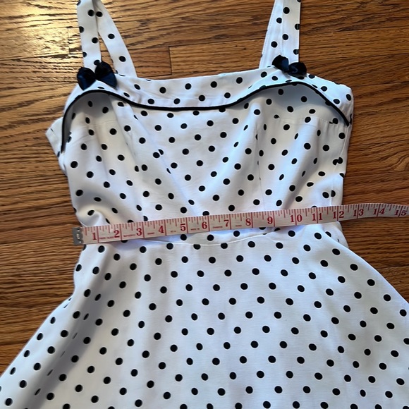 Adorable Dress-Small- White with Black Polka Dots & Bow-Great Preowned Condition - Picture 13 of 14